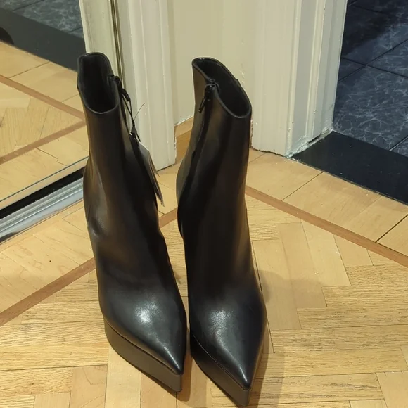 Black Platform Ankle Boots Leather